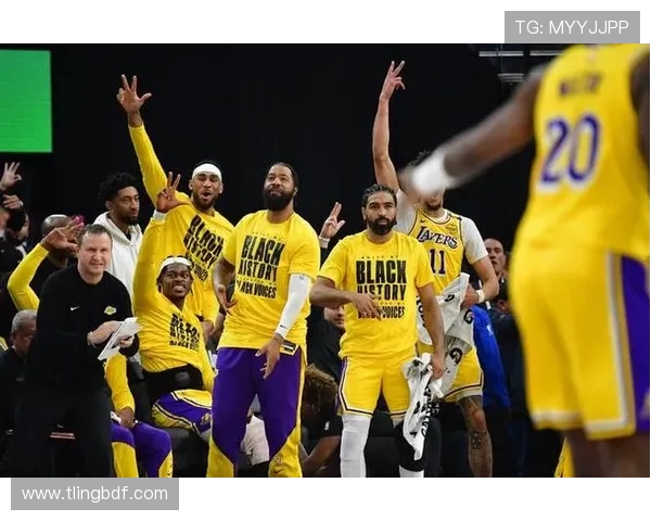 湖人对决快船全场精彩视频回顾与赛后分析