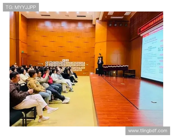 南京与深圳羽毛球队赛后复盘战术分析与对比探讨